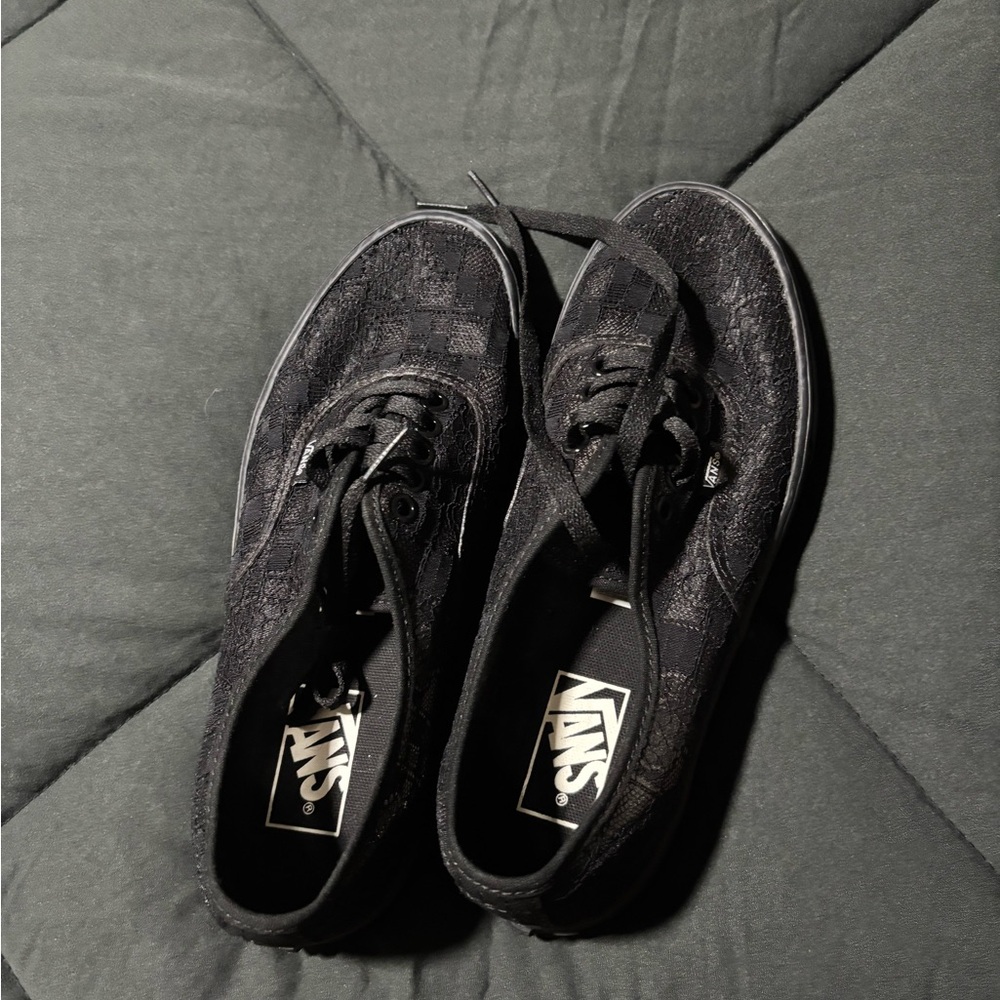 Vans Men's Textured Black Sneakers